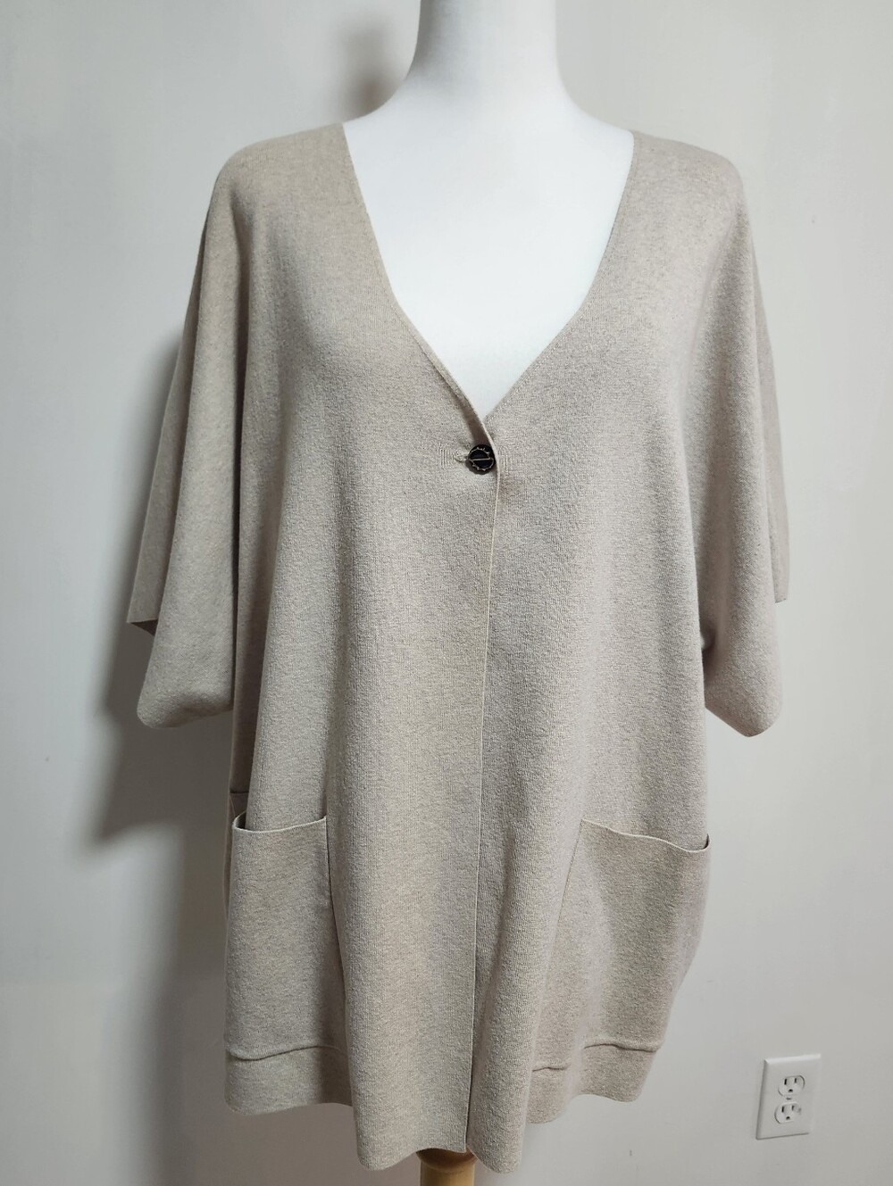 Blue Sky Neutral Sand V-Neck Knit Sweater Cardigan